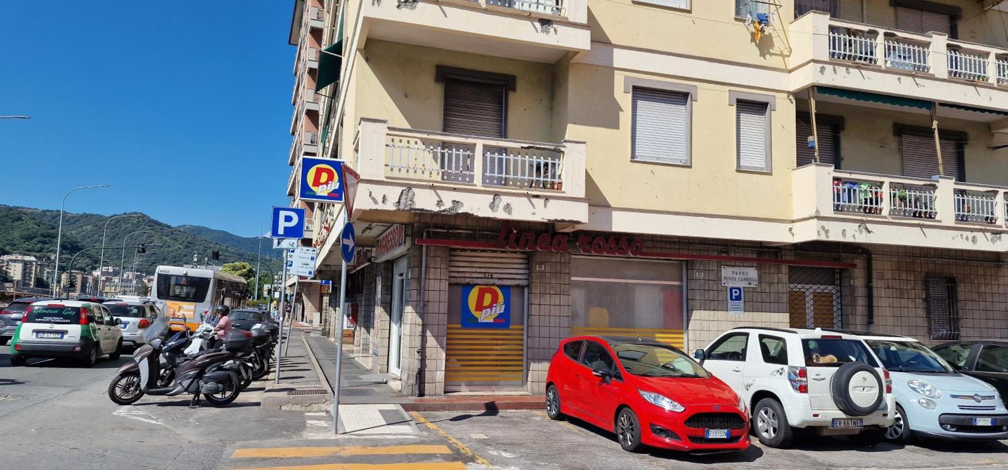 Azzurro Adriatico In Genova Est Apartment Bagian luar foto