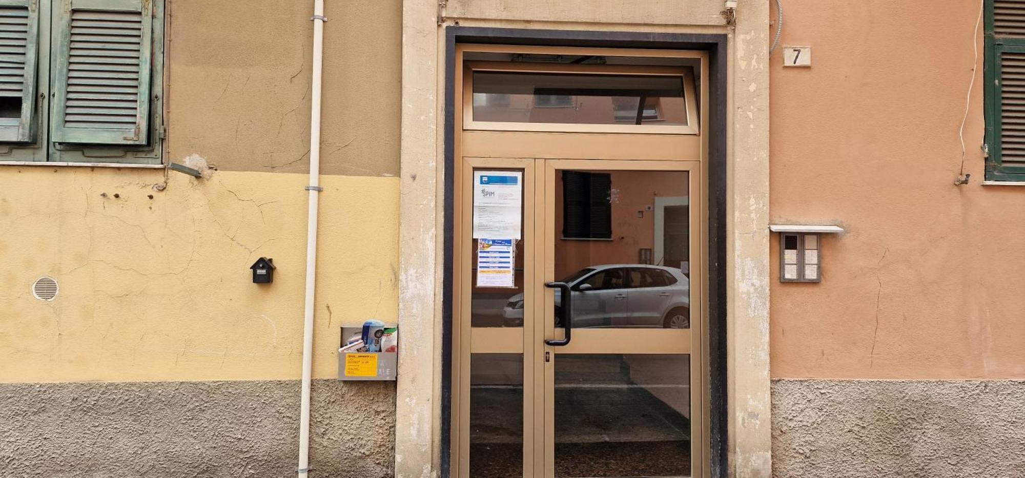 Azzurro Adriatico In Genova Est Apartment Bagian luar foto